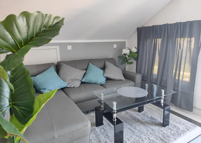 Eva Close To The Grebaštica