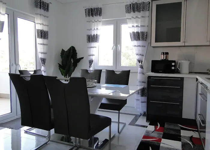 Eva Close To The Apartman