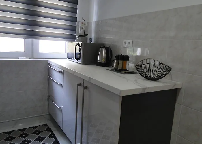 Eva Close To The Grebaštica